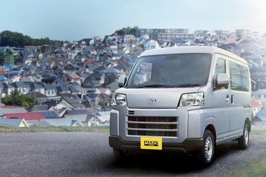 デラックス(2WD CVT)